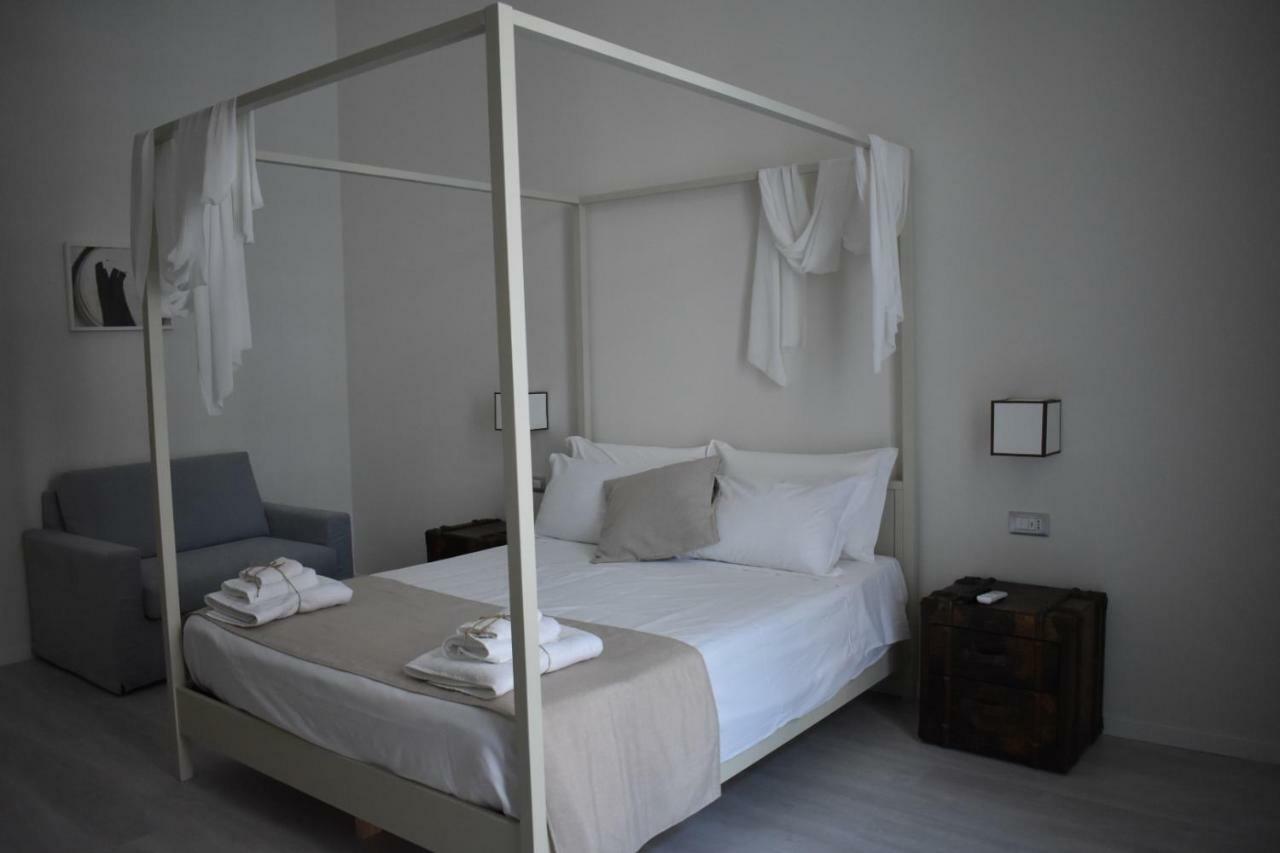 Bed and Breakfast Gatto Bianco Duchessa Бари Экстерьер фото